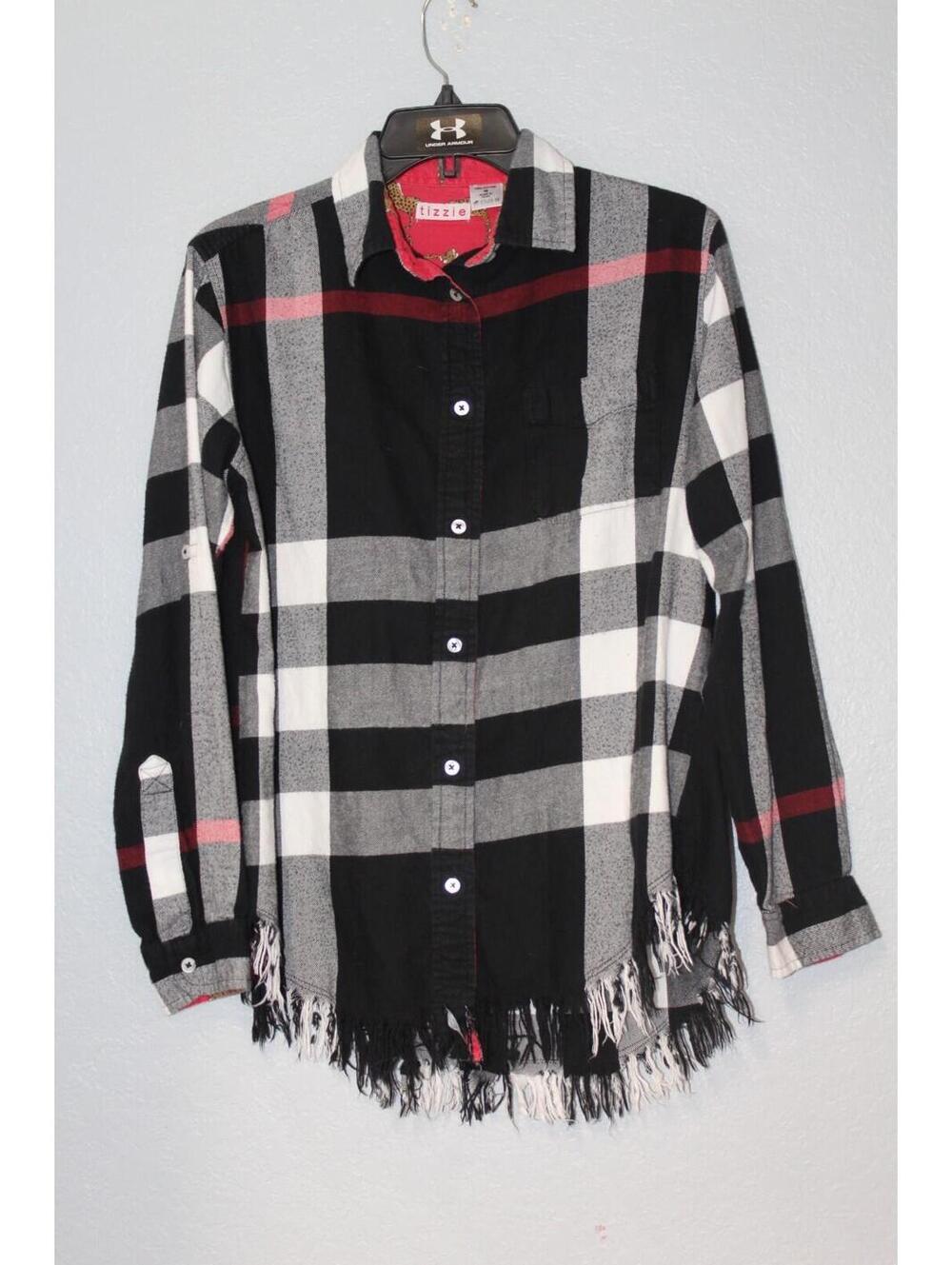 TIZZIE Red Black Plaid Fringe Hem Women MEDIUM L/S Button Up Light Flannel Shirt